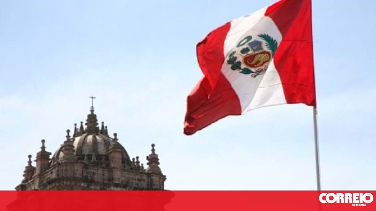 Cinco mortos em colisão entre autocarros no sul do Peru – Mundo